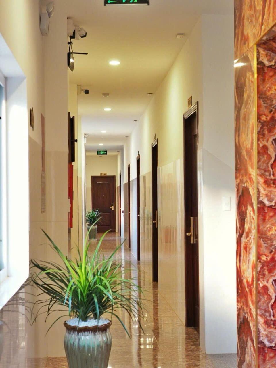 Khach San My Ngoc Hotel Buon Ma Thuot Exterior photo