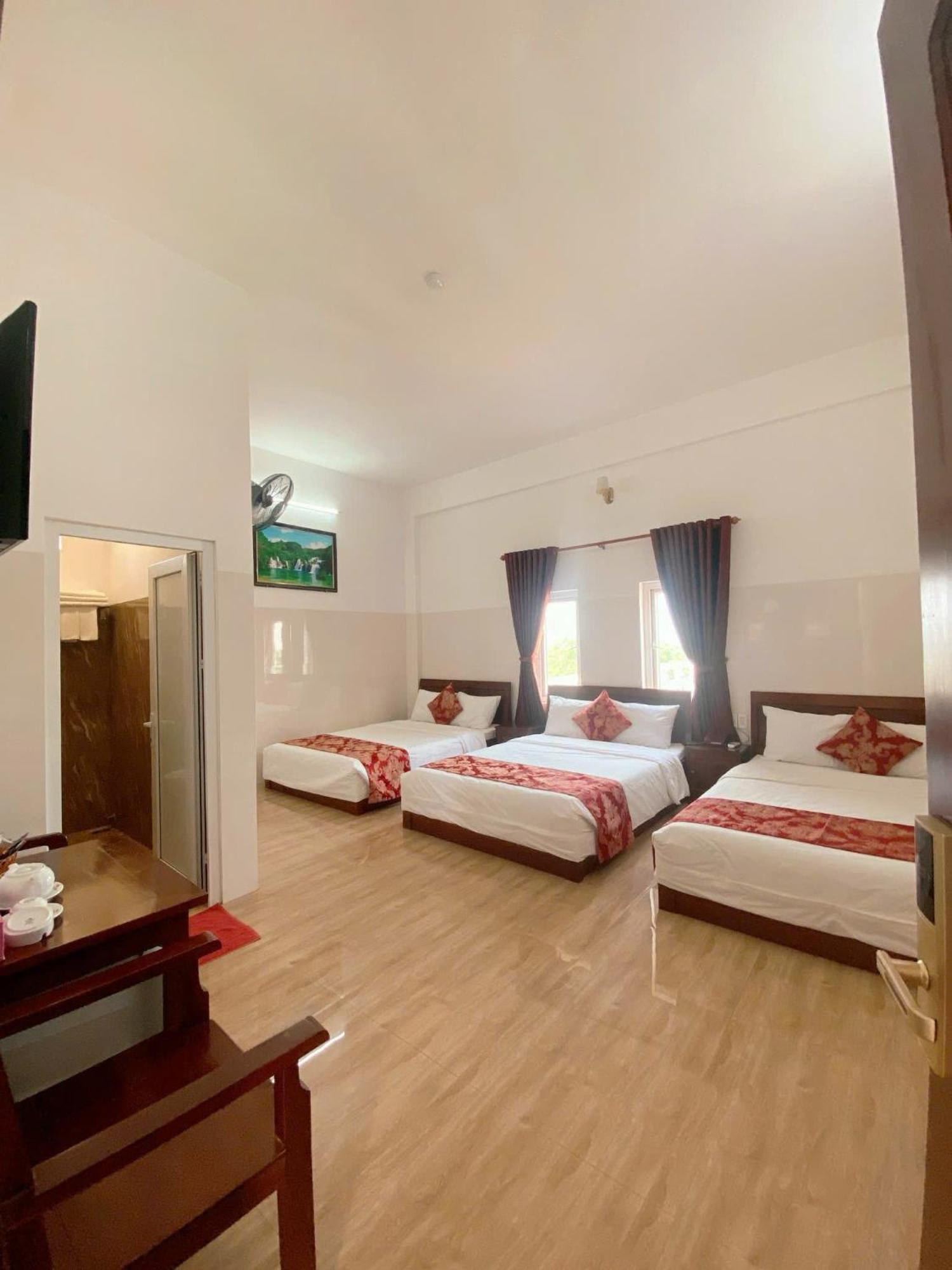 Khach San My Ngoc Hotel Buon Ma Thuot Exterior photo